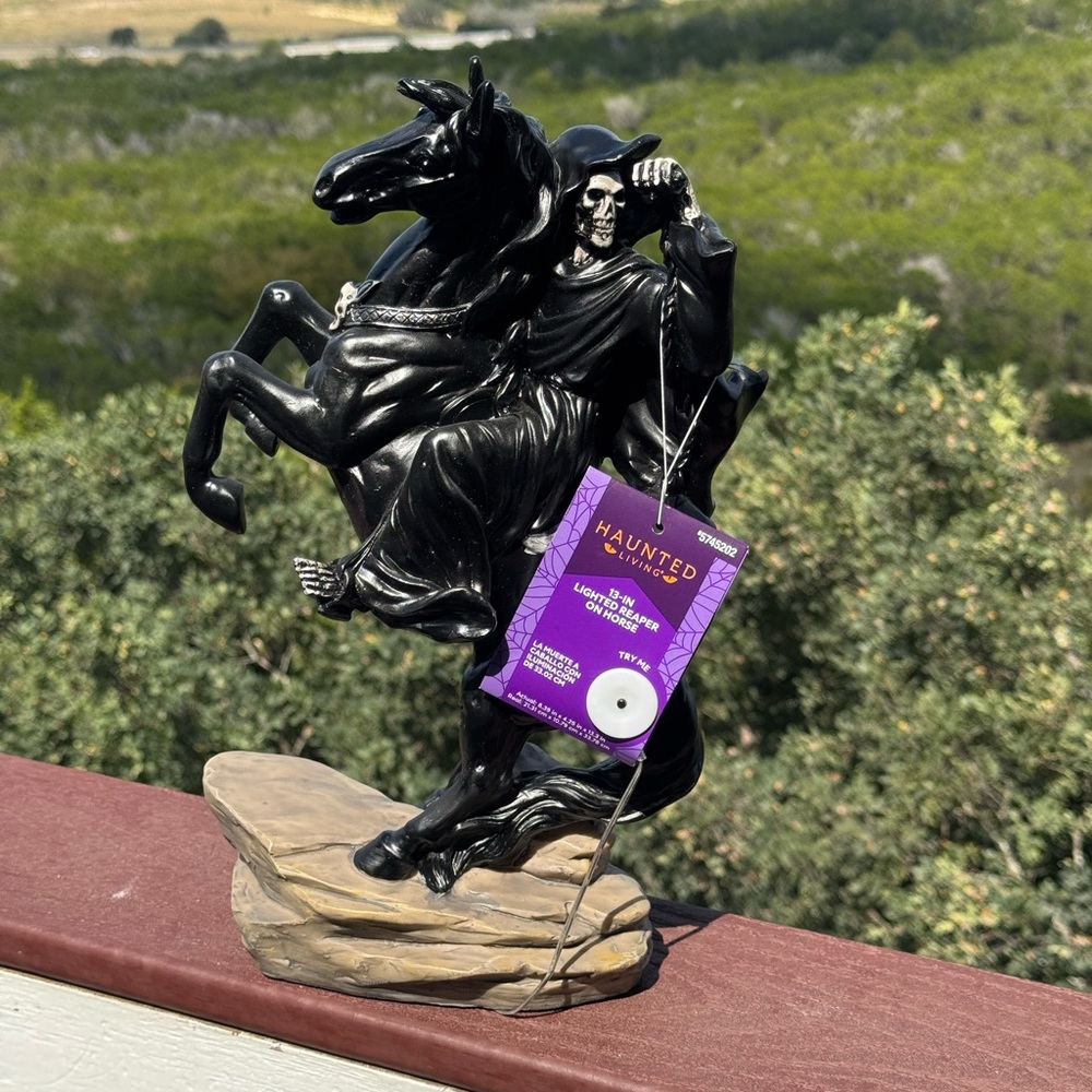 Haunted Living Lighted Reaper on Horse 13in - Picture 10 of 11